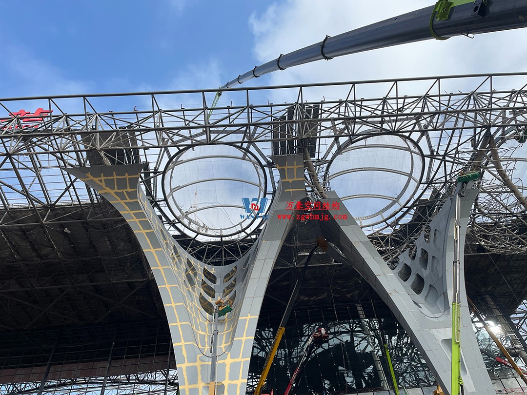 重慶東站站房正在加速建設(shè)，全力繪就項目新篇章